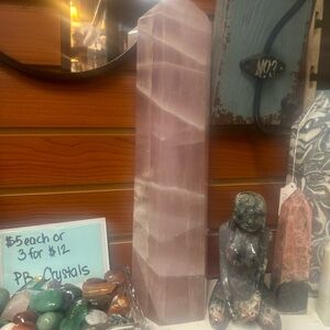 Rose quartz Crystal Tower